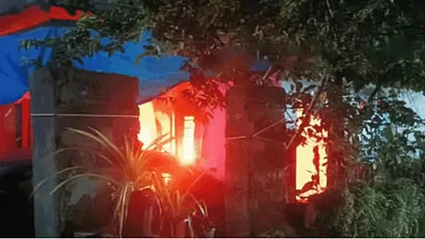 Angamaly Tragedy: Husband set his house on fire and committed suicide; tragic end for the wife