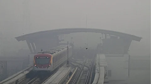 Pakistan shuts primary schools for week in Lahore due to dangerous air quality