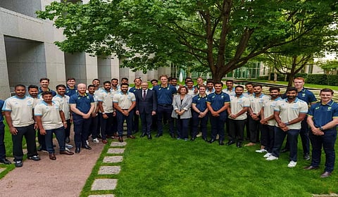Indian cricket teams calls on Australian PM ahead of practice game in Canberra