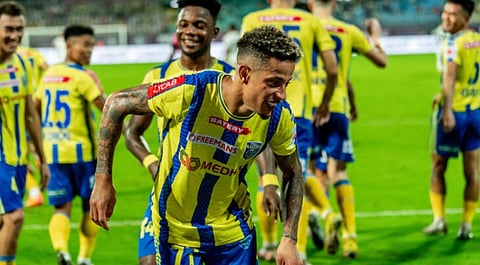 Second half blitz propels Kerala Blasters to 3-0 win over Mohammedan SC