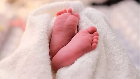 Abandoned newborn baby girl in Kerala