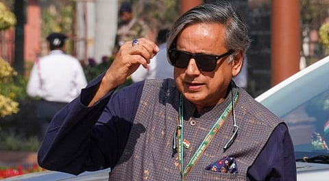 Will not accept 'Veer Savarkar Award' nor attend the ceremony