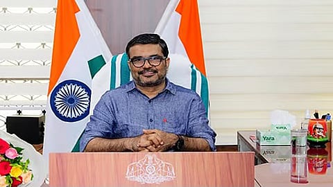 1,021 out of 1,034 local self-government institutions in the state have been declared 'waste-free'.