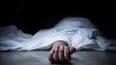 A 35-year-old woman reportedly died during childbirth