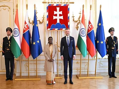 President Murmu arrives in Slovakia, accorded ceremonial welcome