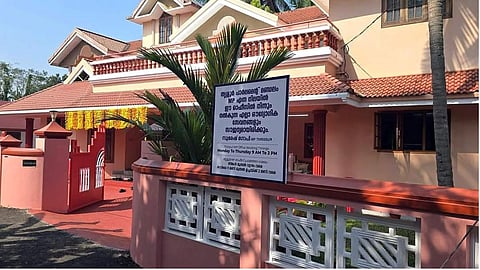 Activists of the Youth Congress carried out a protest march on Saturday to the office of Union Minister Suresh Gopi