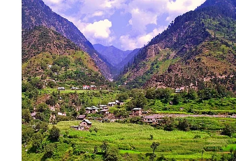 J-K: Border villagers
