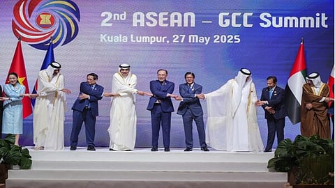 ASEAN opens summit with Persian Gulf nations
