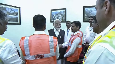 PM Modi visits Chenab bridge