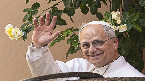 Can American pope apply US-style fundraising?