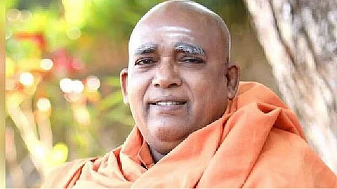 Sivagiri Math head continues to praise Modi; Says he embodies traits of Gandhi