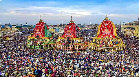 Lakhs of devotees arrive in Puri for Lord Jagannath's Rath Yatra