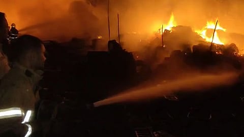 Fire at truck terminal in Navi Mumbai; 8 vehicles damaged