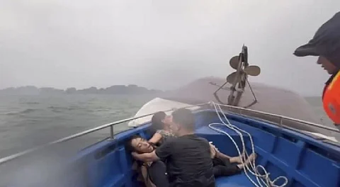 Vietnam tour boat survivor describes his escape