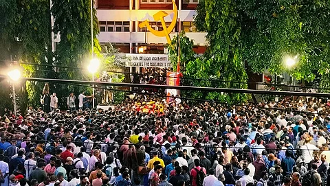 People reach old AKG Centre building in Thiruvananthapuram to pay last respects to Comrade V S Achuthanandan.