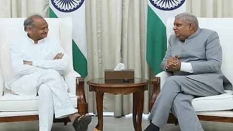 Only someone under pressure can give such a shocking resignation