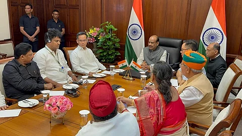 Lok Sabha to run smoothly from Monday