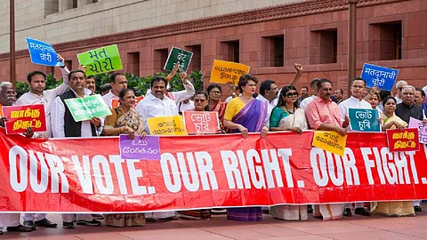 'vote theft' in Parliament complex