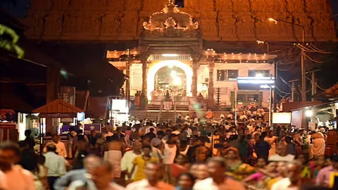 Held at the East Nada of the shrine