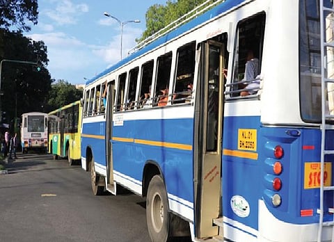 Over 4,000 buses fined in Kerala for operating with doors open
