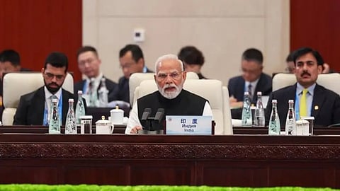 Calls for shunning double standards in combating terrorism