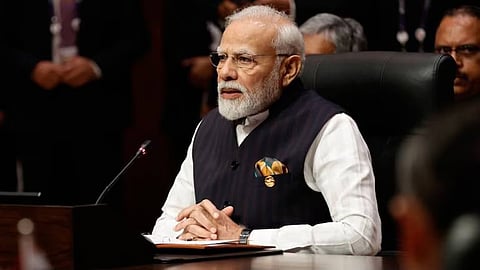 Govt, auto industry need to work together to achieve self-reliance