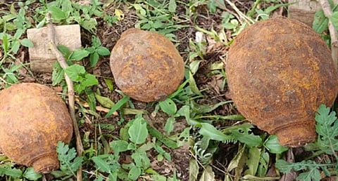 Country bomb found at house of RJD councillor in Kozhikode