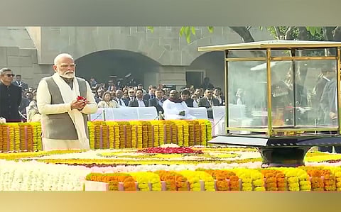 PM Modi pays tribute to Mahatma Gandhi on death anniversary