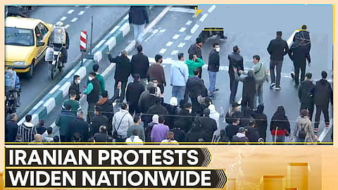 Crackdown on dissent after nationwide protests in Iran widens