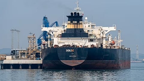 Liberia-flagged tanker Shenlong Suezmax arrived at Mumbai Port.