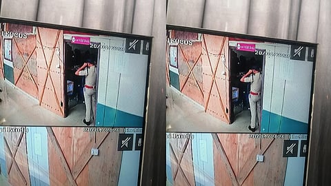 Returning officer rejects reports of opening strong room in Kerala's Perambra