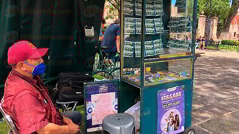 Uno de los boleteros del Centro Histórico de Morelia dijo que el solo vendió tres series de boletos