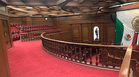 La prohibición acatada en su momento sin objeciones de parte de periodistas que habitualmente cubren la fuente Legislatura ha llegado a un punto de incomodidad