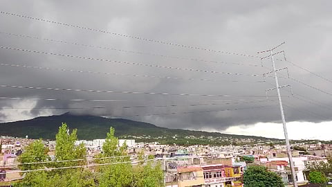 Prevén lluvias desde mediodía este martes en Morelia