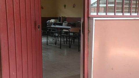 Es prioridad atender los planteles en los que hubo robos de equipamientos sanitarios y tuberías, señaló el secretario de Educación