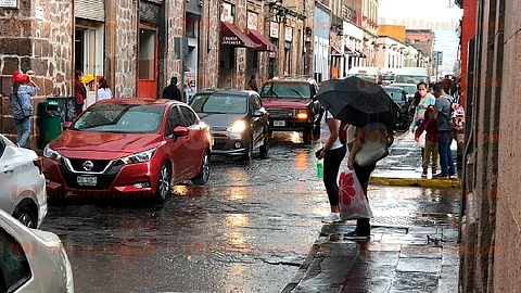 Piden extremar precauciones en las zonas de los estados mencionados por lluvias