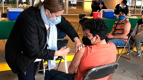 CDMX lleva 99% de avance en vacunación