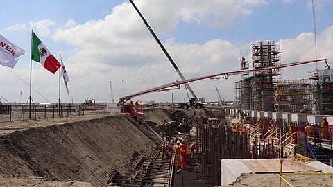 El presidente dijo la refinería Dos Bocas se llamará "Olmeca" en homenaje a la Cultura Madre