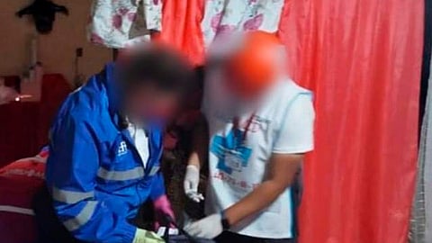 La ofendida sufrió impactos de proyectil en el fémur izquierdo y en la ingle del mismo lado