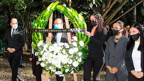 Depositaron una ofrenda floral y montaron guardia de honor