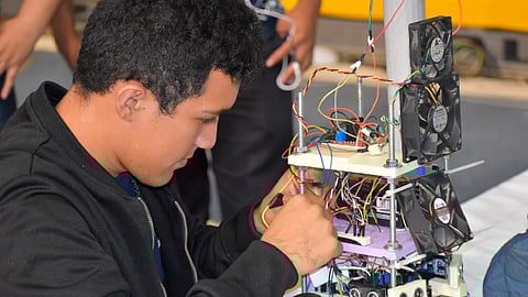 Habrá venta de productos VEX para que los equipos adquieran material para sus robots