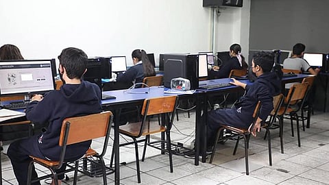 Ávila González aseguró que se tiene constante diálogo con el magisterio democrático