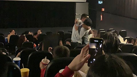 Le proponen matrimonio en pleno estreno de "Spider-Man: no way home"