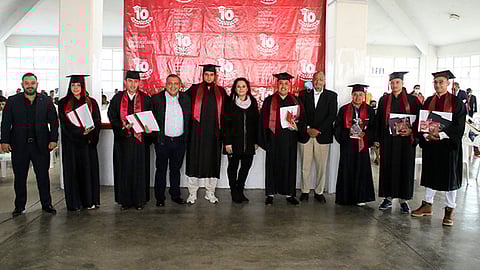 Terminan licenciatura en derecho 7 personas privadas de su libertad en Morelia