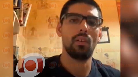 Mimbela trabaja como maestro de idiomas en la ciudad de Mykolaiv