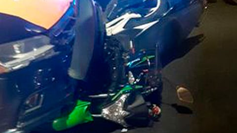 El motociclista quedó herido