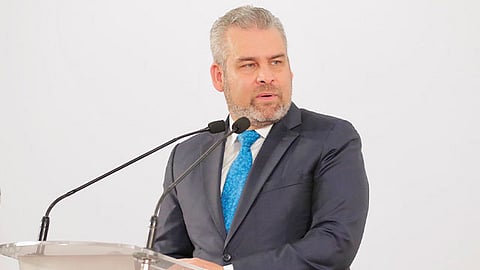 Ya no hay cabida a simulaciones ni a la corrupción, por ello se aplicará el examen del Ceneval para evitar irregularidades, puntualizó Bedolla