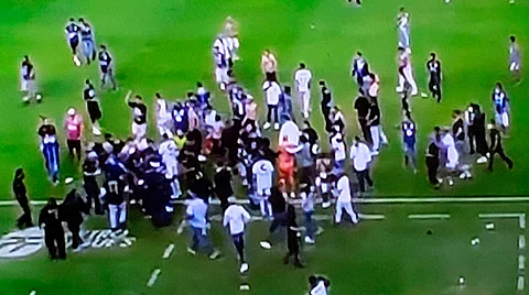 Por medio de Twitter el también reportero ofreció una disculpa por lo que publicó el sábado