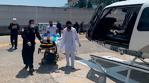 La atención oportuna de los paramédicos de vuelo y la maniobras aéreas, permitieron en un tiempo aproximado de una hora ingresar al paciente a la institución especializada