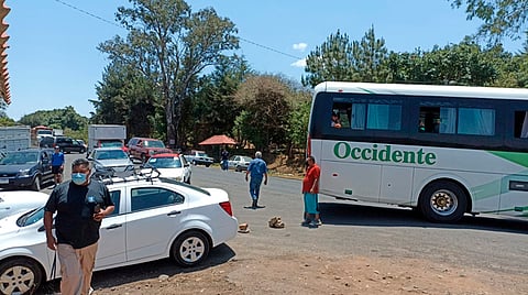 El bloqueo es a la altura del Puente de Ajuno
